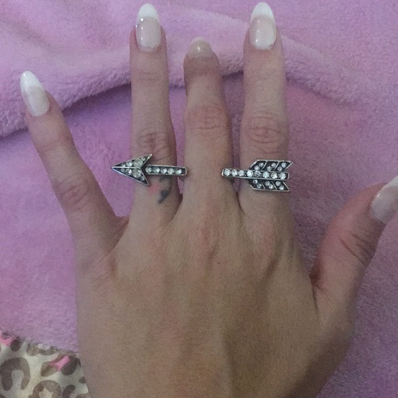 Arrow ring - Picture 3 of 3